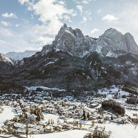 Mirabell Alpine Garden Resort & Spa Alpe di Alpe di Siusi Extérieur photo